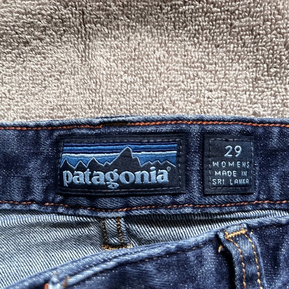 Patagonia Button Front Slim Women’s Jeans - Picture 2 of 4